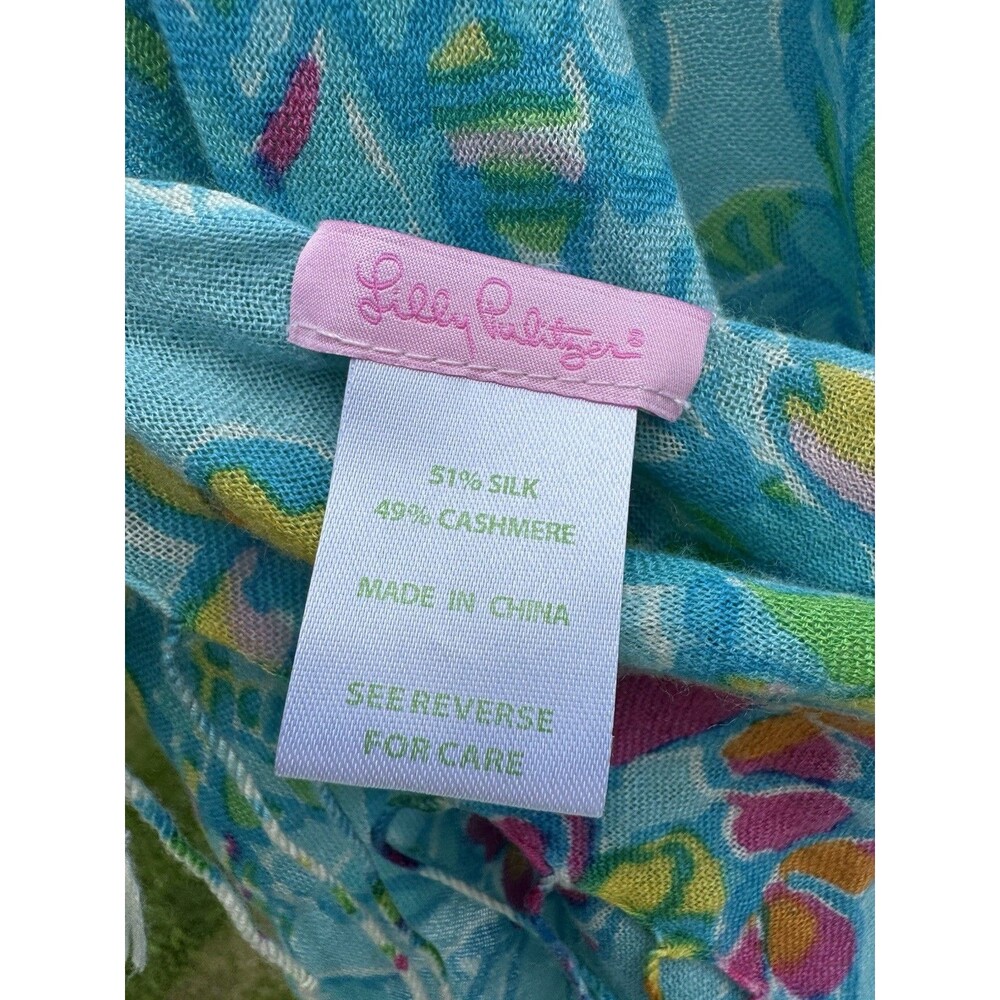 LILLY PULITZER Murfee Scarf Silk/Cashmere Blend Lilly Loves Chicago Print - Picture 4 of 10